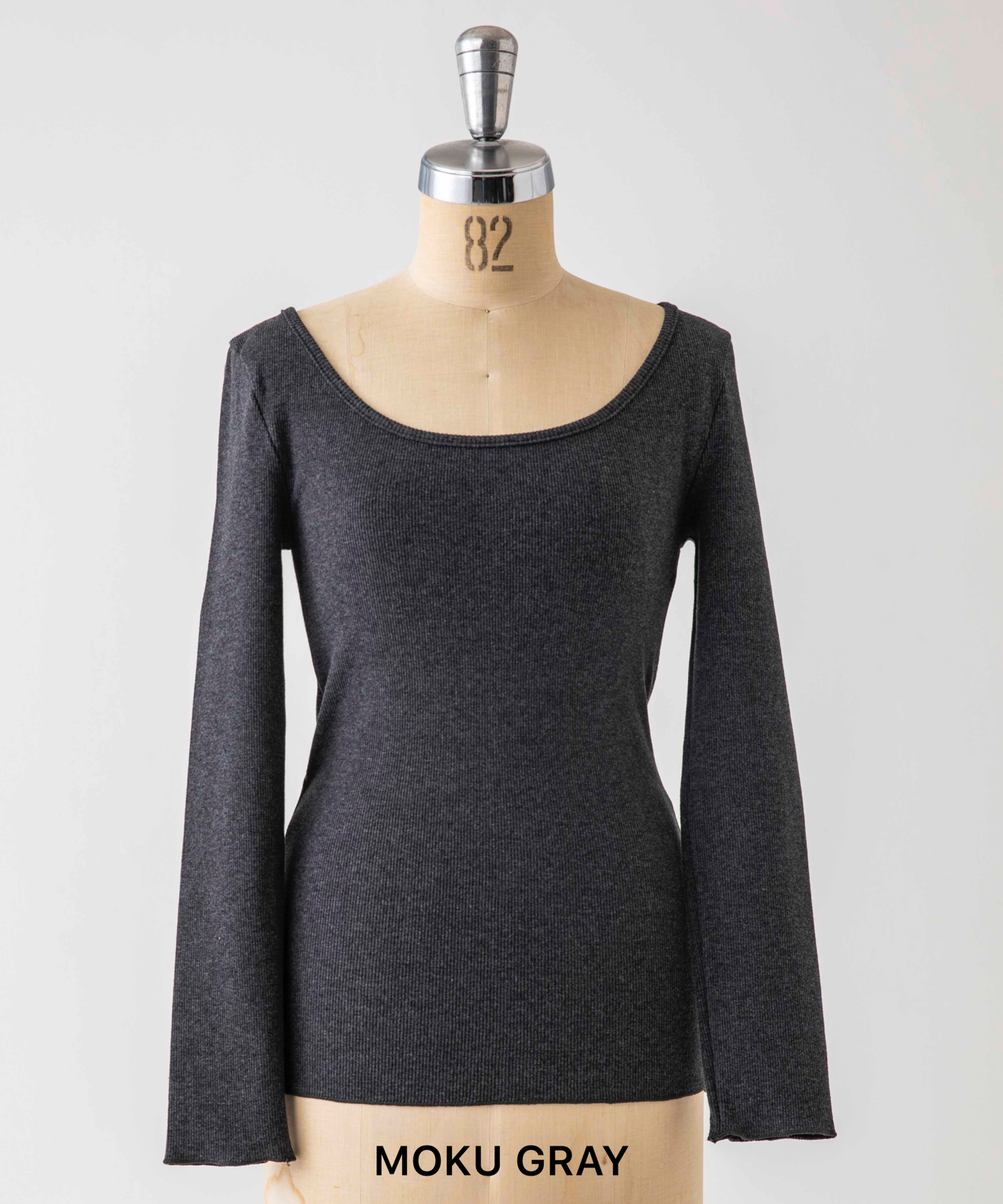 OVAL NECK RIB LS TOP