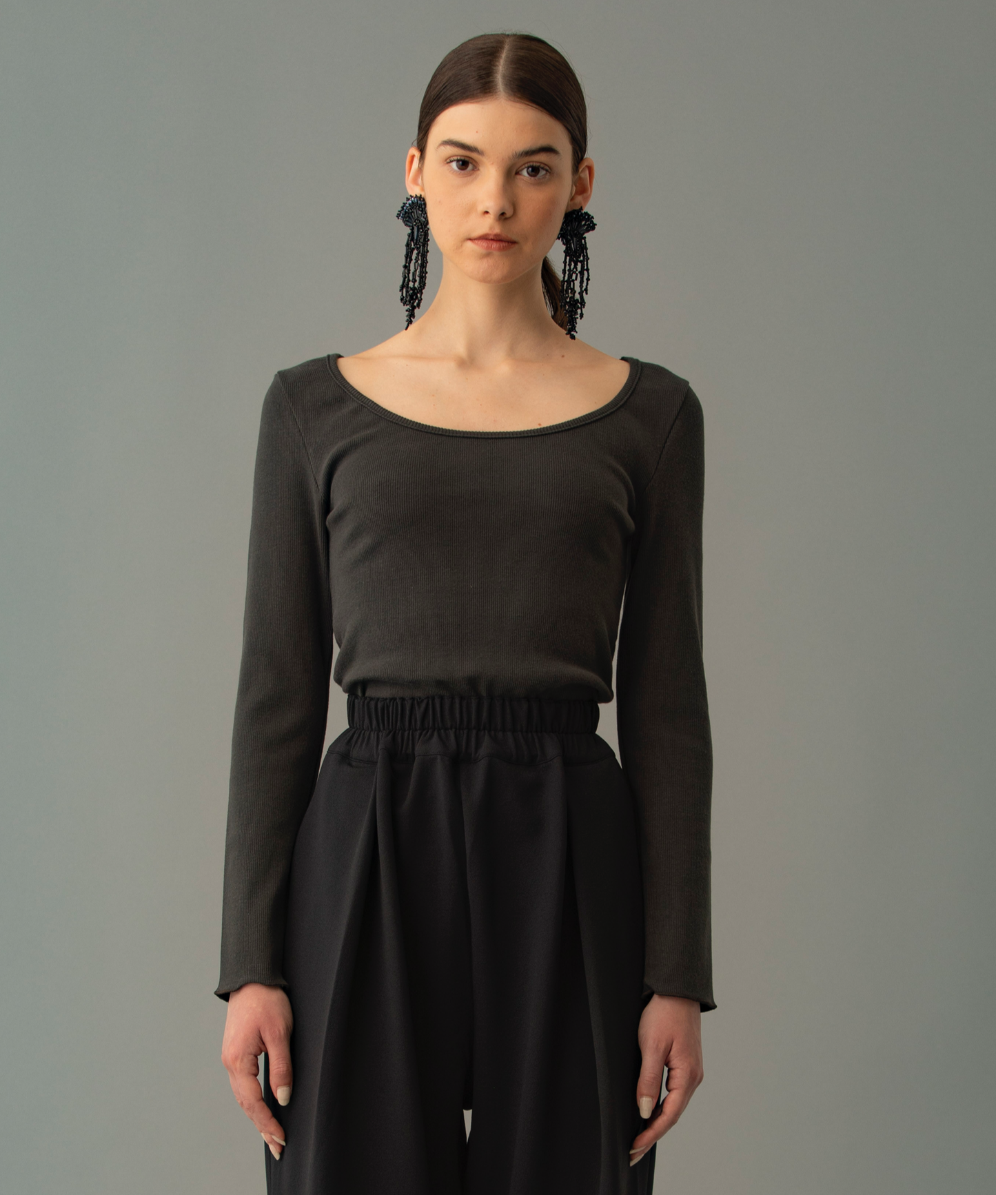 OVAL NECK RIB LS TOP