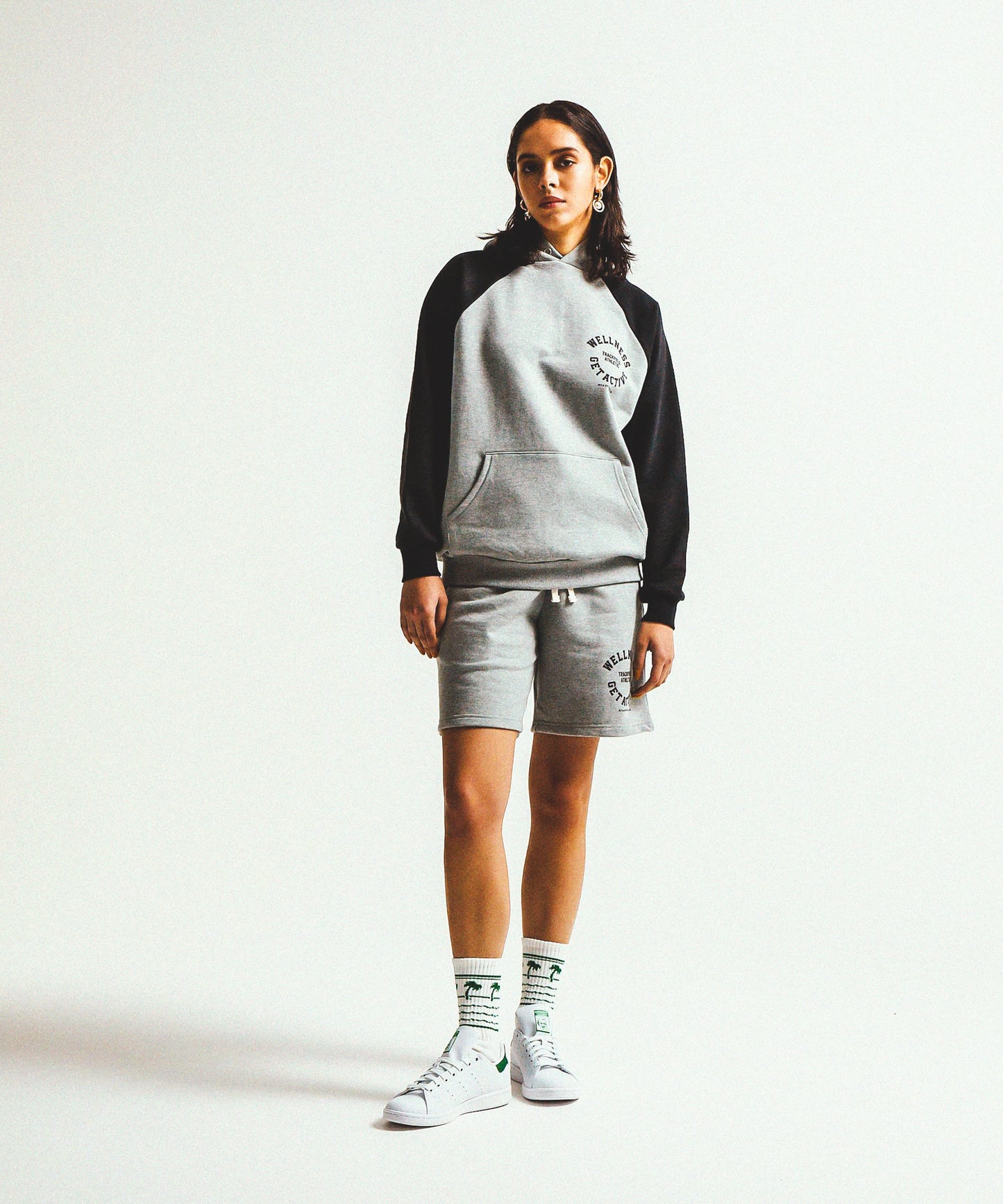 BI-COLOR RAGLAN HOOD SWEAT★