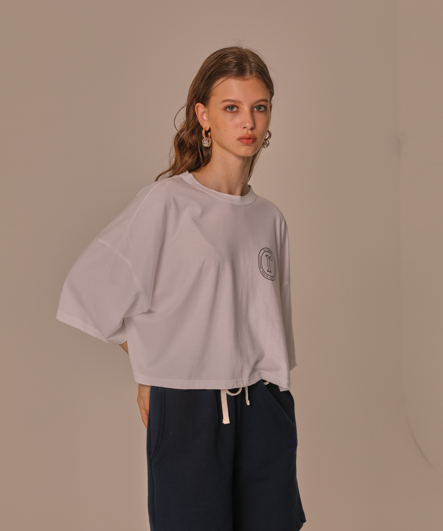 SHORT HALF WIDE SLEEVE (R)