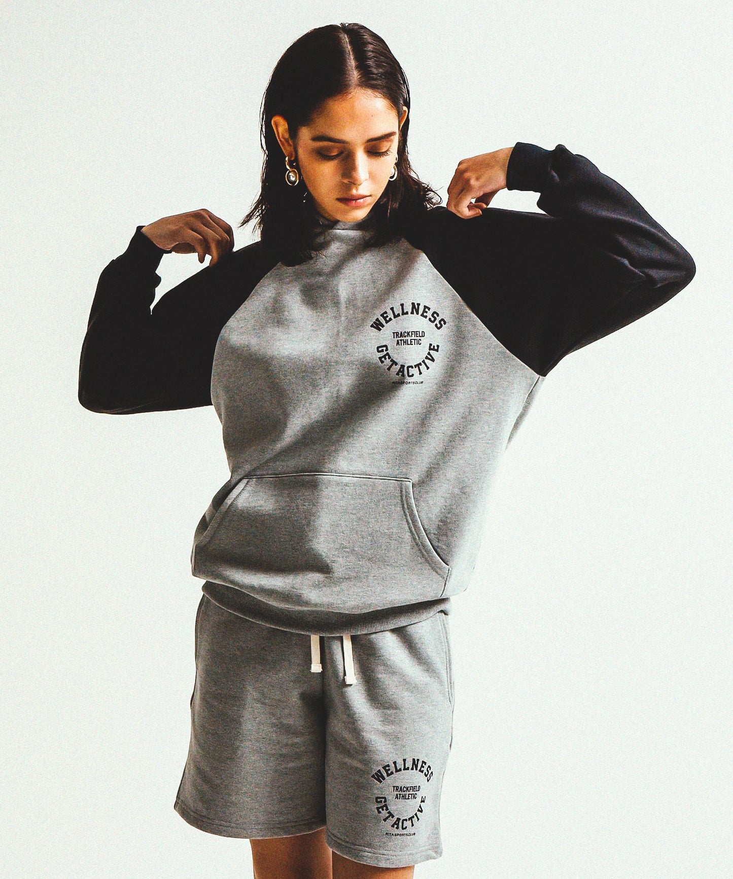 BI-COLOR RAGLAN HOOD SWEAT★
