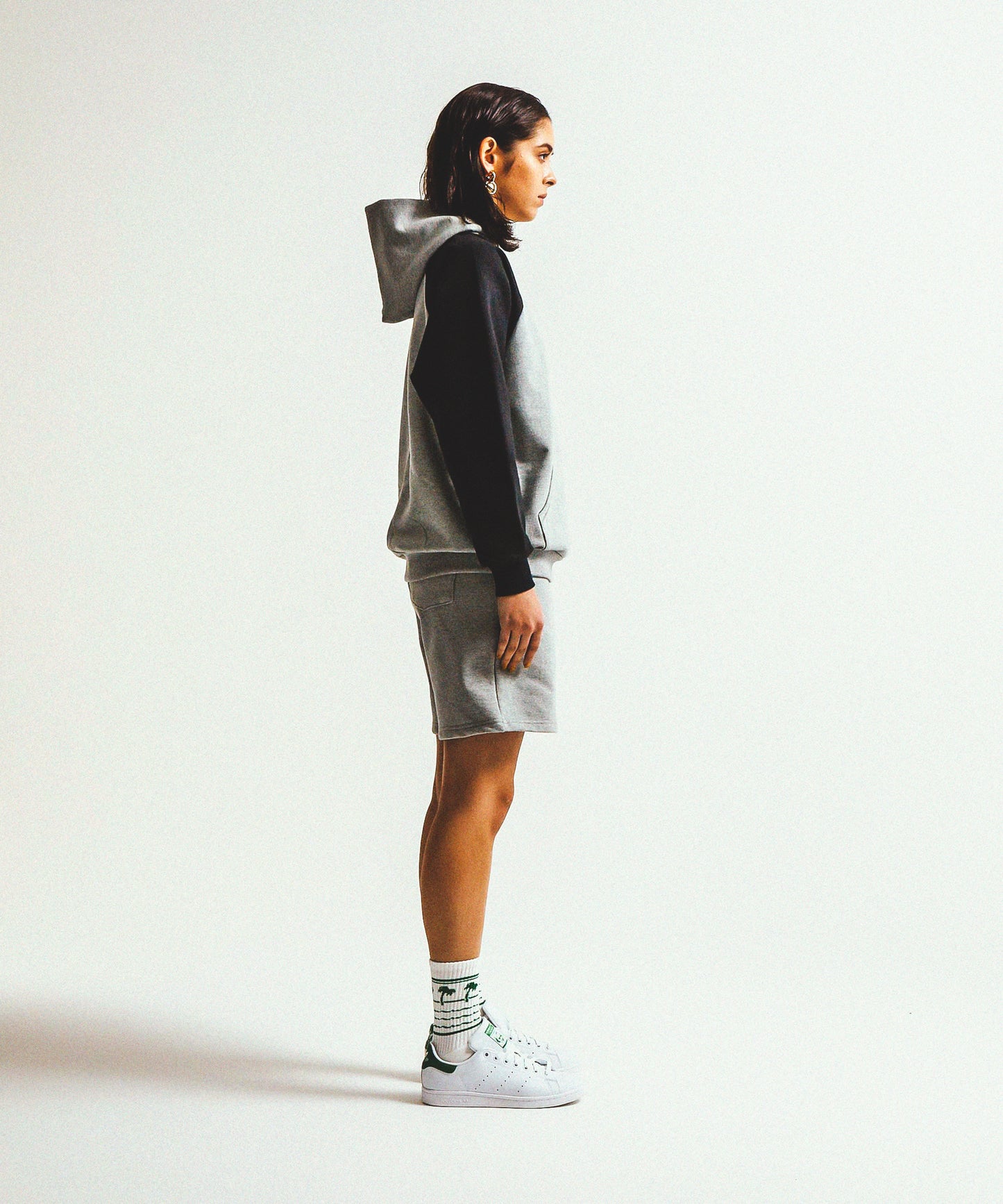 BI-COLOR RAGLAN HOOD SWEAT★