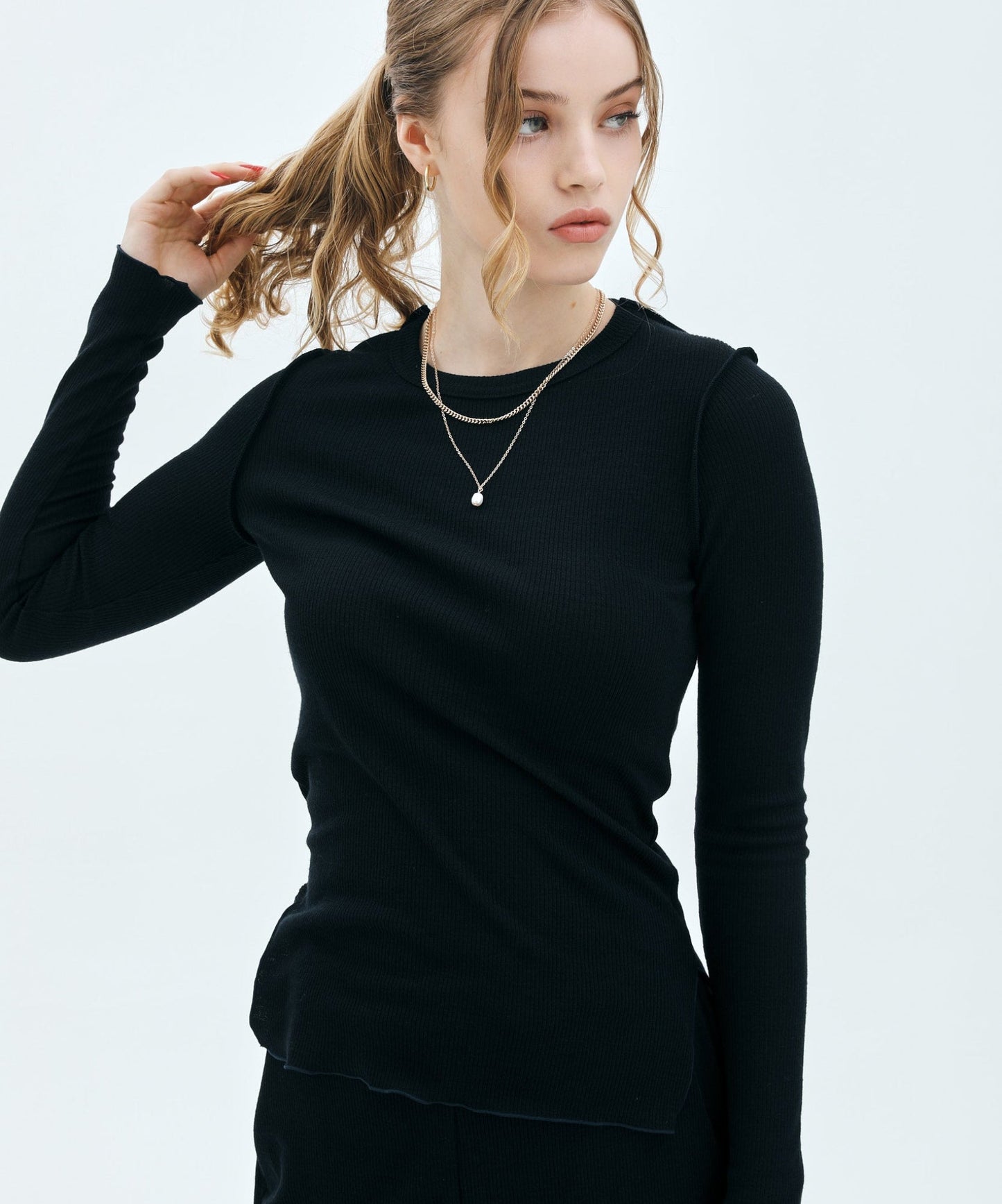 CREW NECK WOOL RIB KNIT TOPS