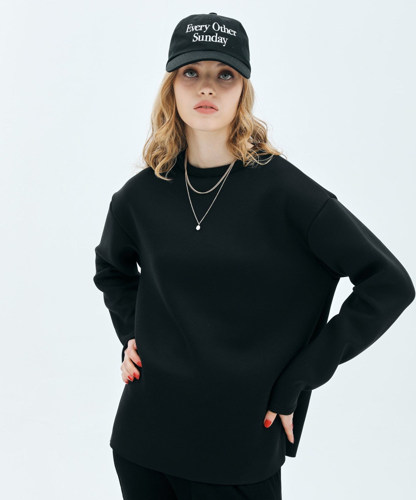 BONDING CUT LONG SLEEVE TOP