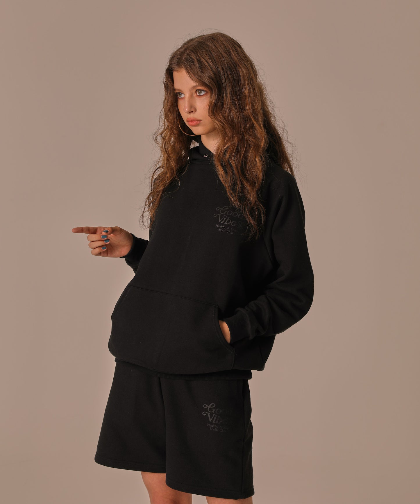 BI-COLOR RAGLAN HOOD SWEAT★