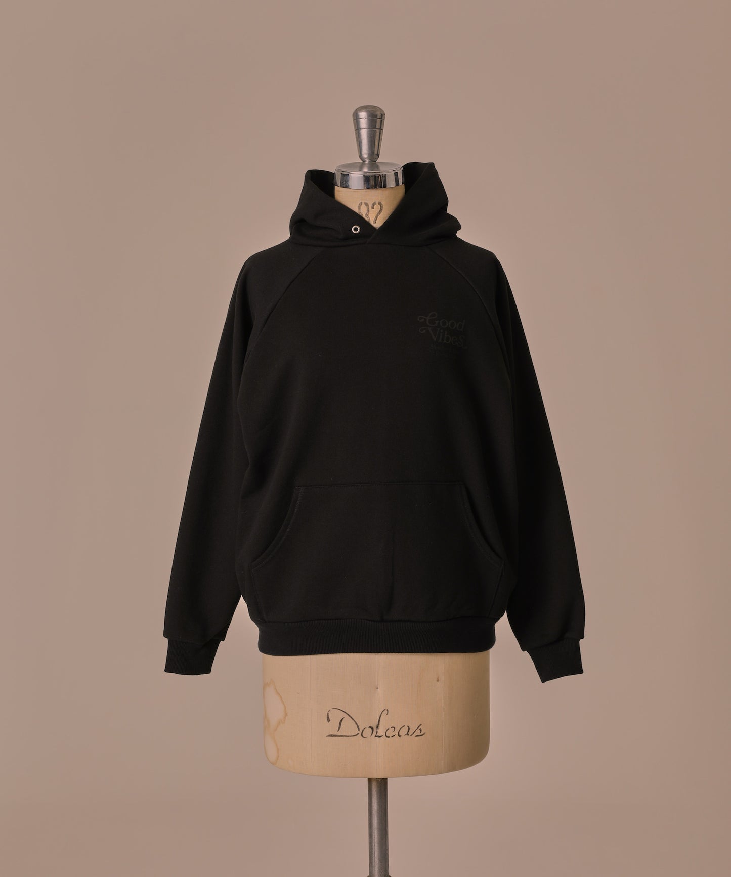 BI-COLOR RAGLAN HOOD SWEAT★
