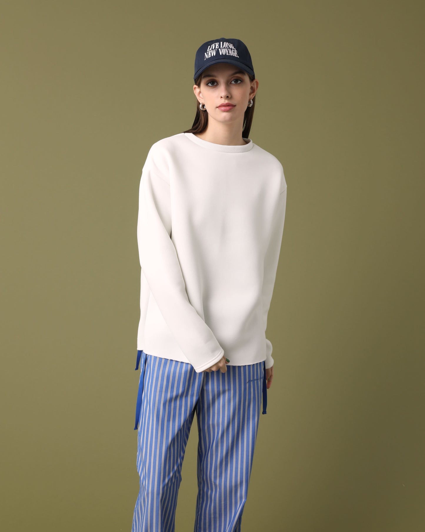 BONDING CUT LONG SLEEVE TOP