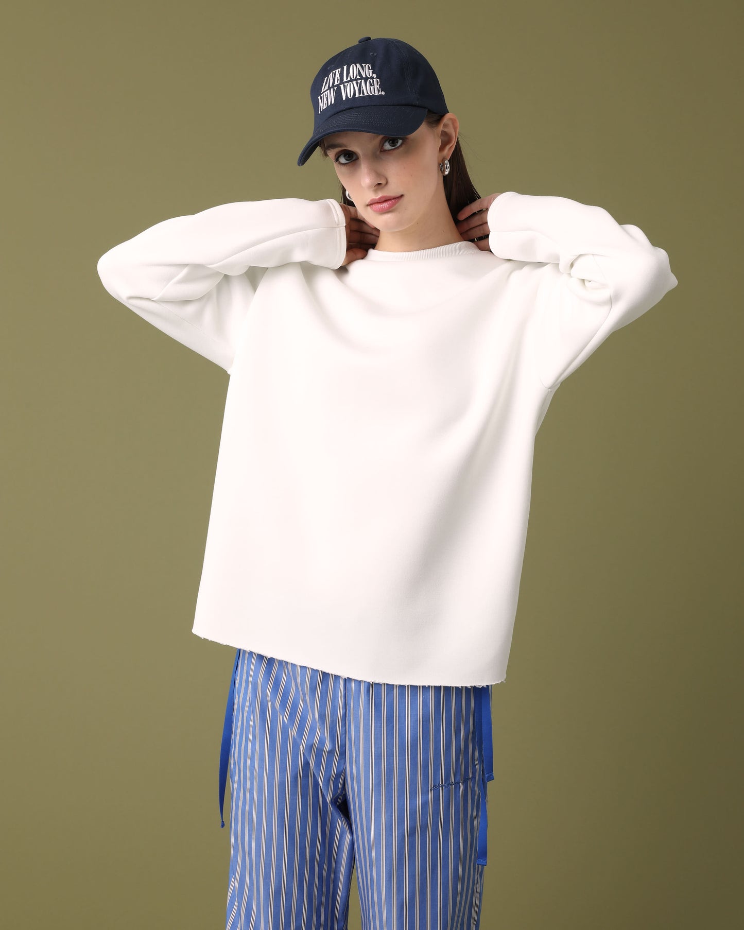 BONDING CUT LONG SLEEVE TOP